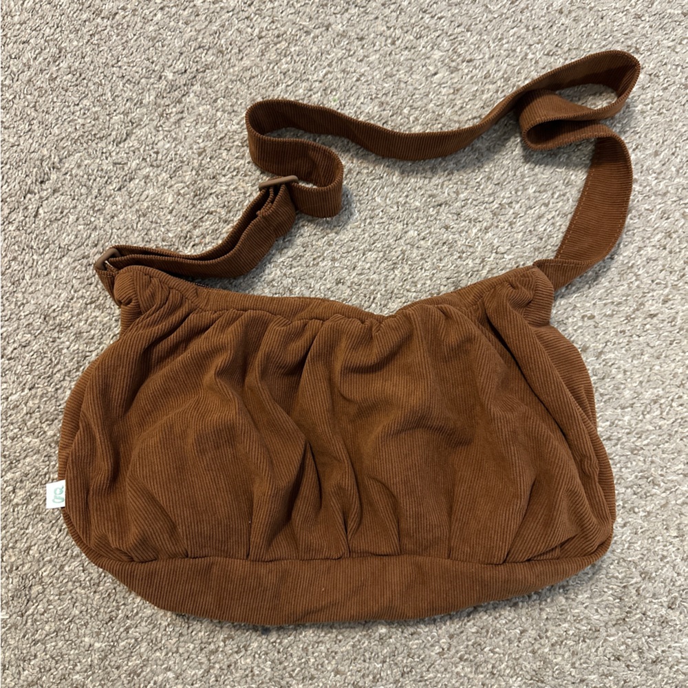 Good totes small cinnamon corduroy croissant bag NWOT